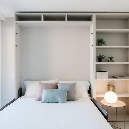 Apartment White Studio 8 - New Opening *